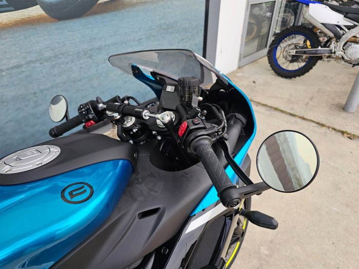 2025 CFMOTO 500 SR VOOM ZEPHYR BLU