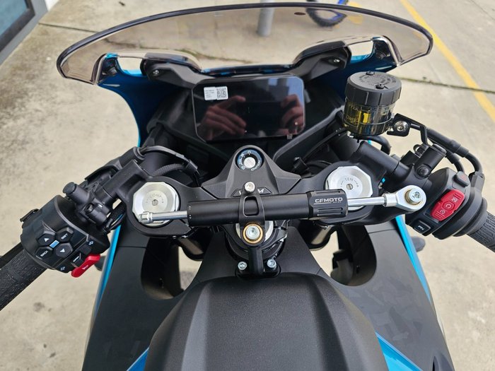 2025 CFMOTO 500 SR VOOM ZEPHYR BLU