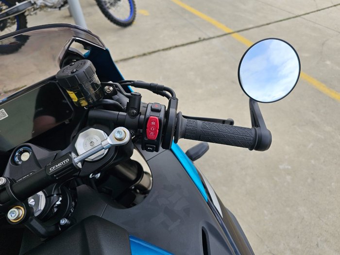 2025 CFMOTO 500 SR VOOM ZEPHYR BLU
