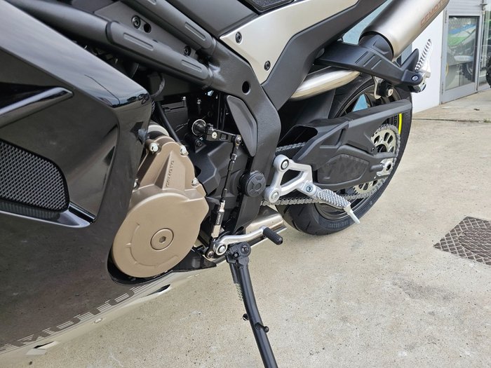 2025 CFMOTO 500 SR VOOM ZEPHYR BLU
