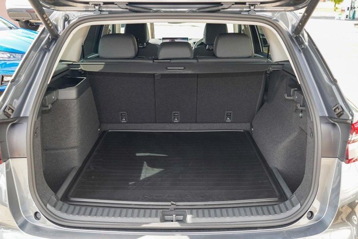 2025 SKODA Kodiaq Select PHEV
