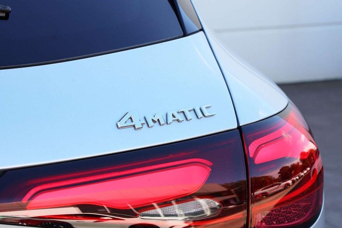 2025 Mercedes-Benz GLC-Class GLC200