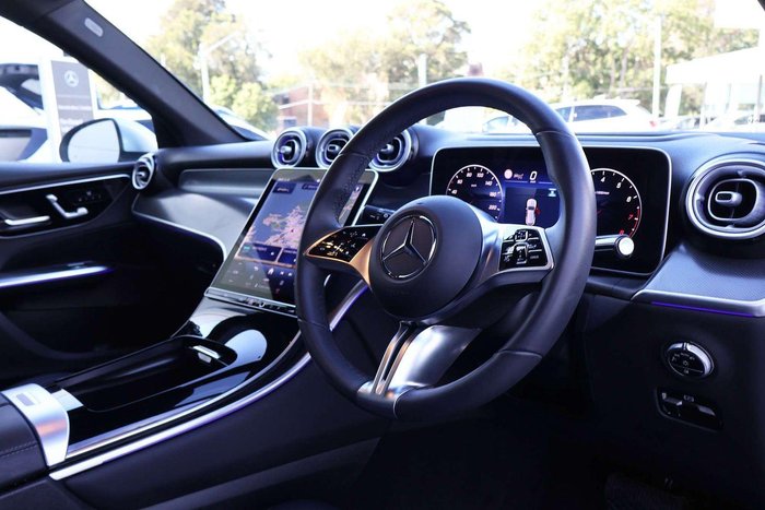 2025 Mercedes-Benz GLC-Class GLC200