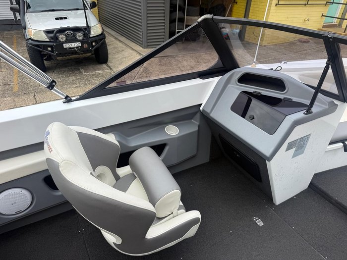 2018 QUINTREX 550 Freestyler