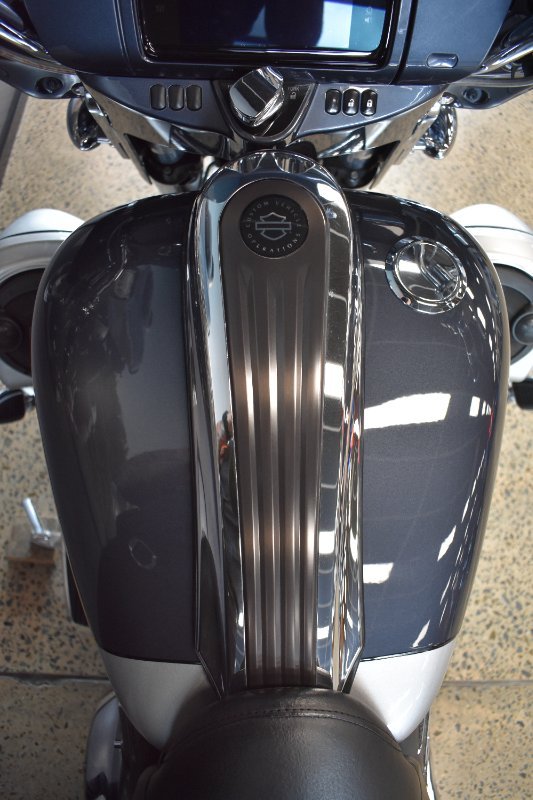 2019 HARLEY-DAVIDSON FLHXSE CVO STREET GLIDE