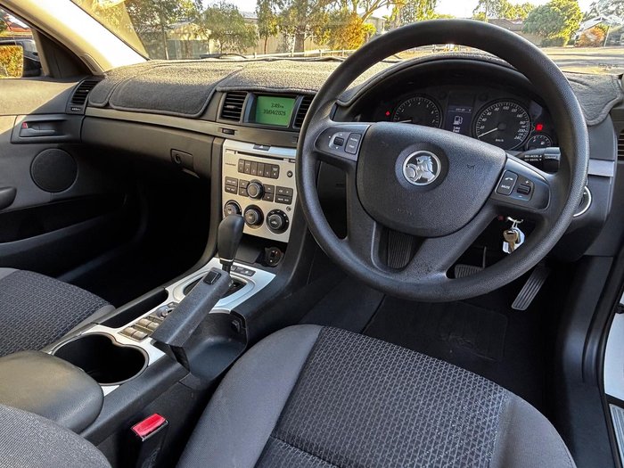 2009 Holden Commodore Omega VE MY09.5 Heron White