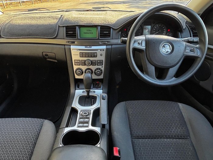 2009 Holden Commodore Omega VE MY09.5 Heron White