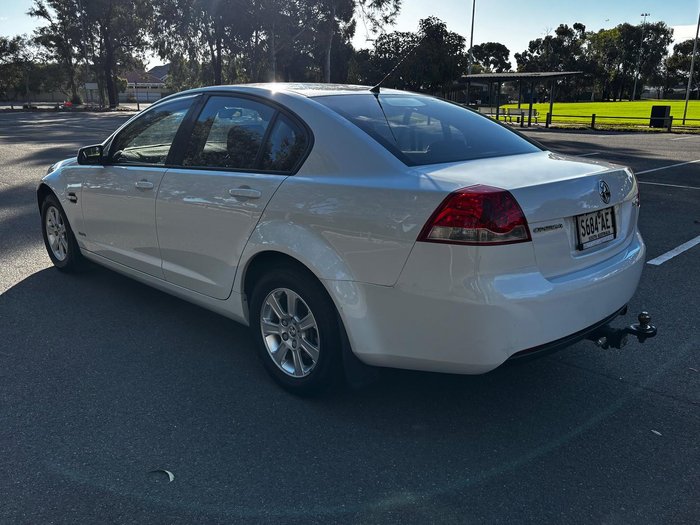 2009 Holden Commodore Omega VE MY09.5 Heron White