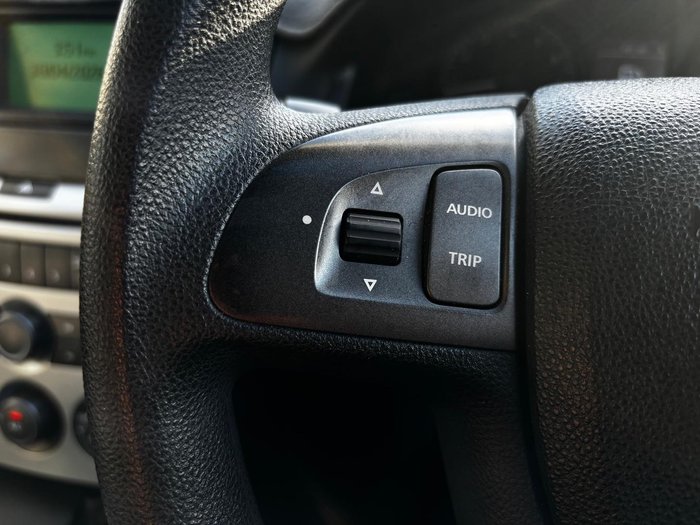 2009 Holden Commodore Omega VE MY09.5 Heron White