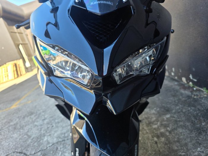 2025 Kawasaki NINJA 400 ZX-4R BLACK