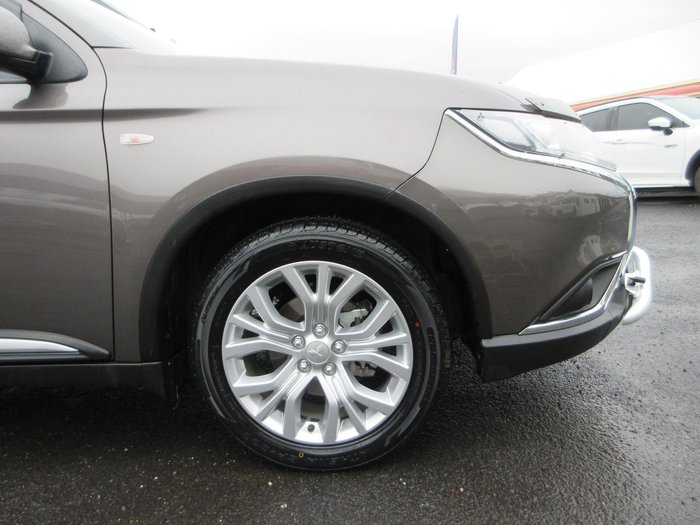 2021 Mitsubishi Outlander ES