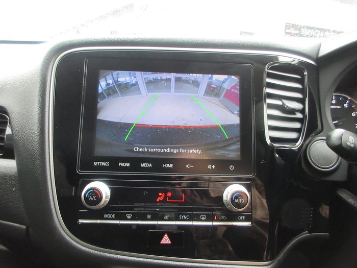 2021 Mitsubishi Outlander ES