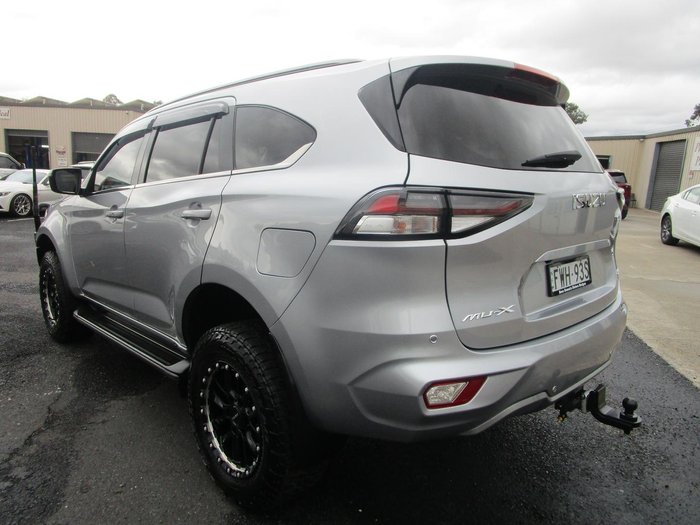 2022 Isuzu MU-X LS-T