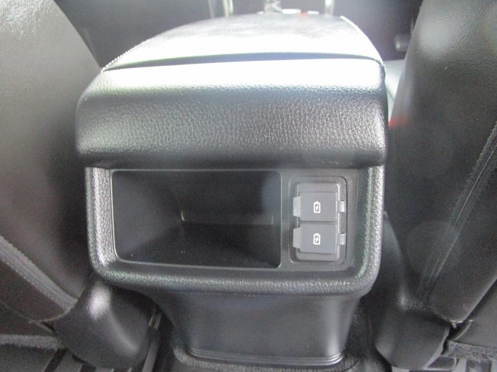 2022 Isuzu MU-X LS-T