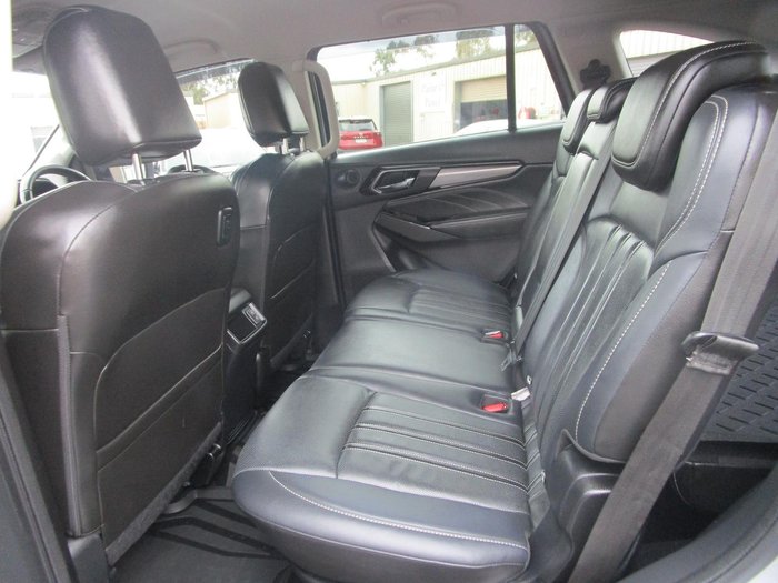 2022 Isuzu MU-X LS-T