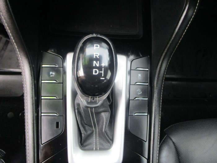 2022 Isuzu MU-X LS-T