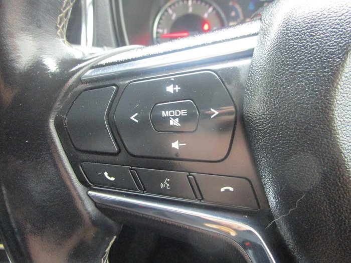 2022 Isuzu MU-X LS-T