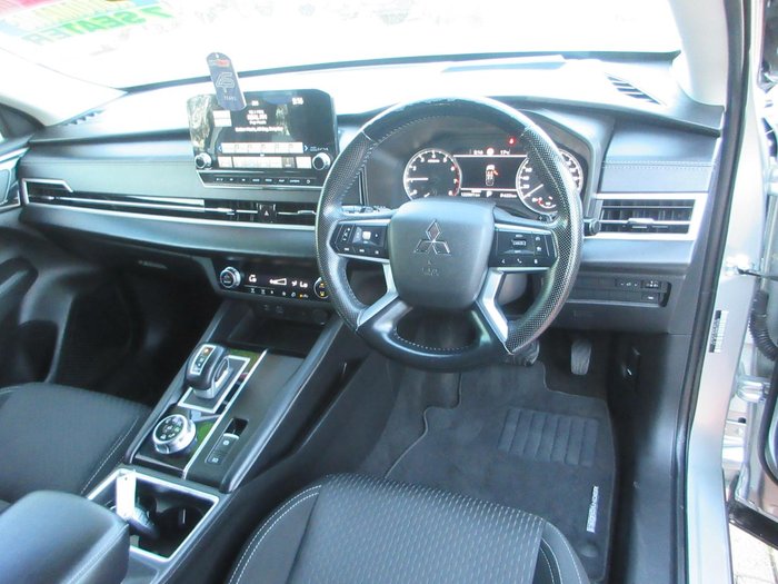 2021 Mitsubishi Outlander LS