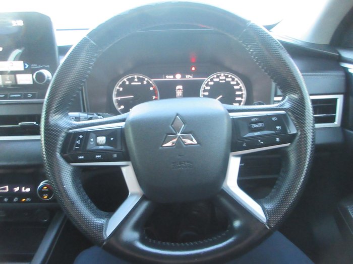 2021 Mitsubishi Outlander LS