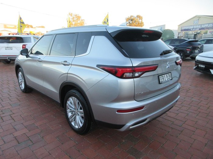 2021 Mitsubishi Outlander LS