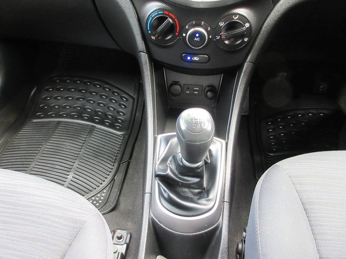 2017 Hyundai Accent Active
