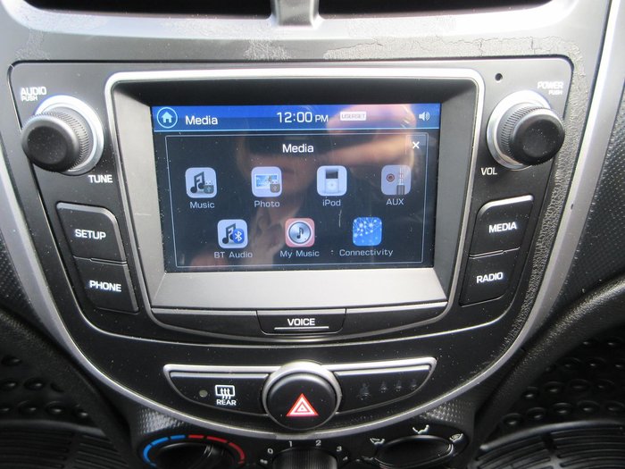 2017 Hyundai Accent Active
