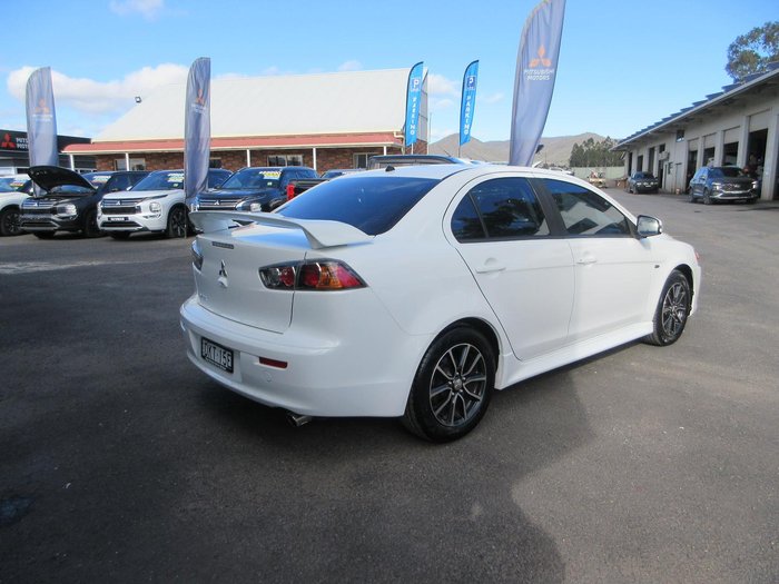 2016 Mitsubishi Lancer ES Sport