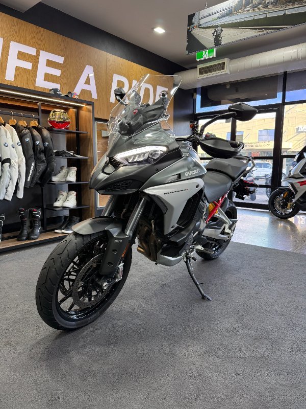 2022 DUCATI MULTISTRADA V4 S Grey