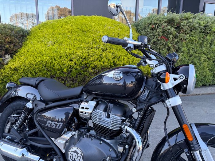 2025 Royal Enfield SUPER METEOR 650 Astral Black