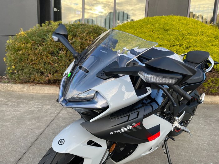 2026 CFMOTO 2026 CF Moto 650CC 675SR-R ABS Aerolite Grey