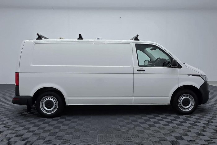 2023 Volkswagen Transporter TDI340