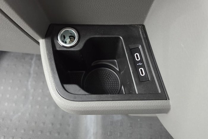 2023 Volkswagen Transporter TDI340
