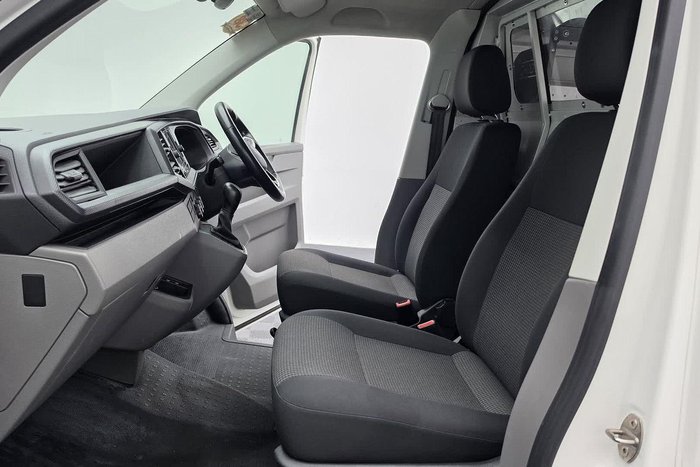 2023 Volkswagen Transporter TDI340