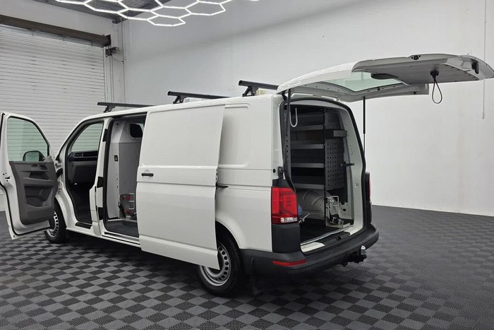 2023 Volkswagen Transporter TDI340