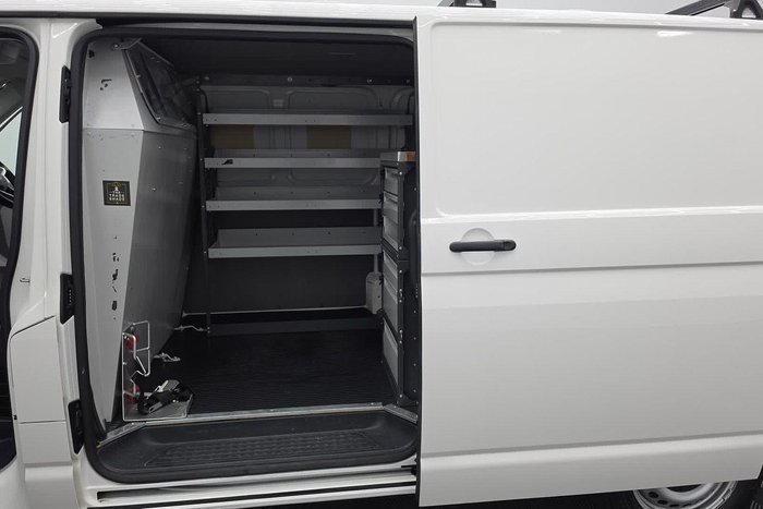 2023 Volkswagen Transporter TDI340