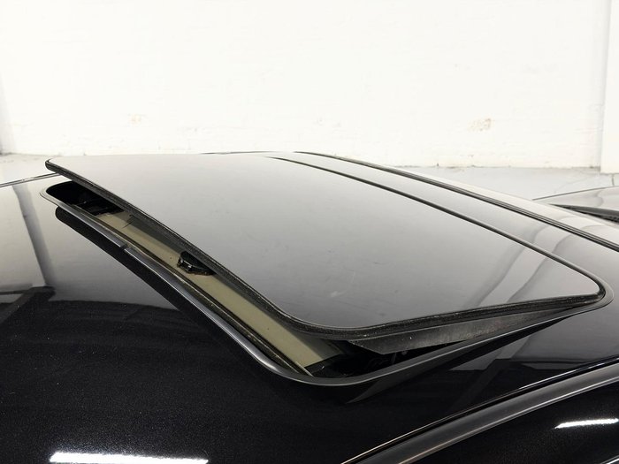 2005 Holden Monaro CV8 Z VZ Phantom Mica