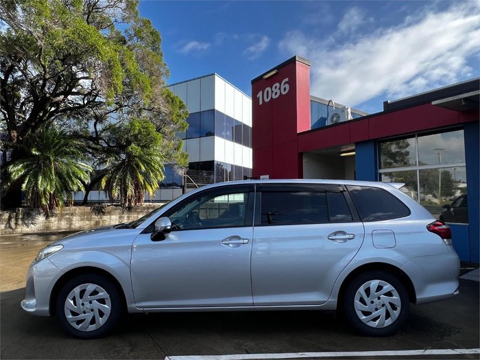 2022 Toyota Corolla Fielder Hybrid EX