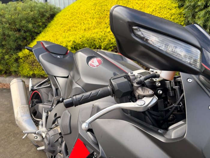 2017 Honda CBR1000RR (FIREBLADE) ABS