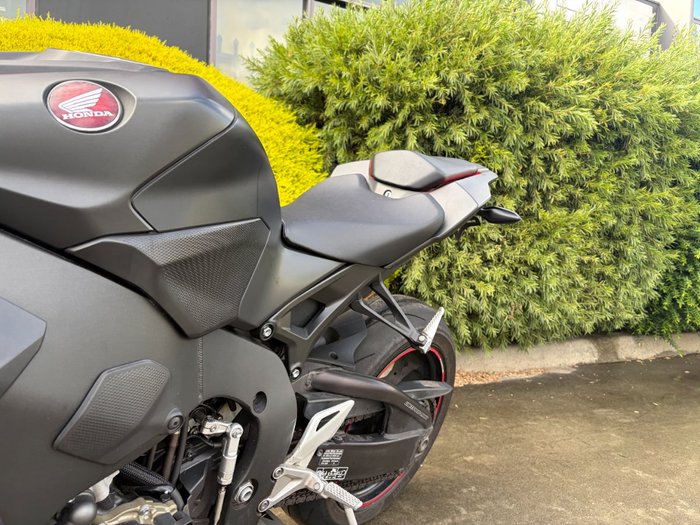 2017 Honda CBR1000RR (FIREBLADE) ABS