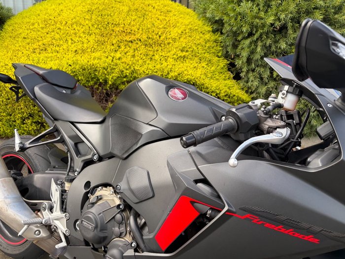 2017 Honda CBR1000RR (FIREBLADE) ABS