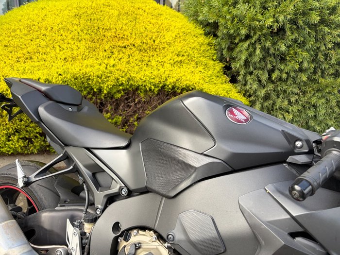 2017 Honda CBR1000RR (FIREBLADE) ABS