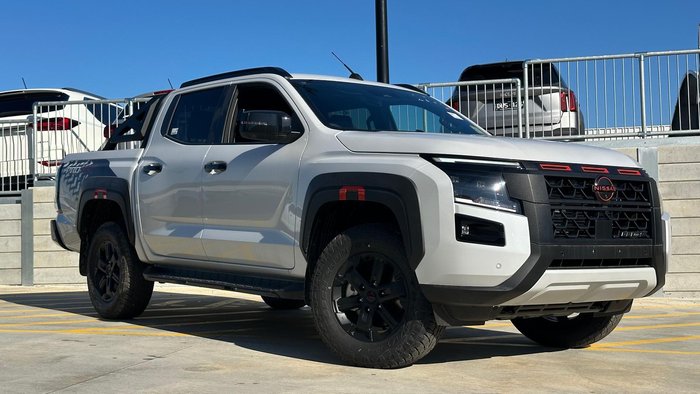 2026 Nissan Navara PRO-4X D27 MY26 4X4 Dual Range Blizzard White