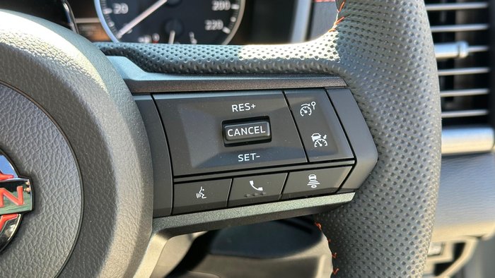2026 Nissan Navara PRO-4X D27 MY26 4X4 Dual Range Blizzard White