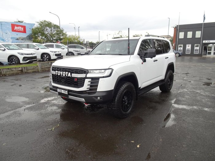 2021 Toyota Landcruiser GR Sport FJA300R 4X4 Dual Range Arctic White