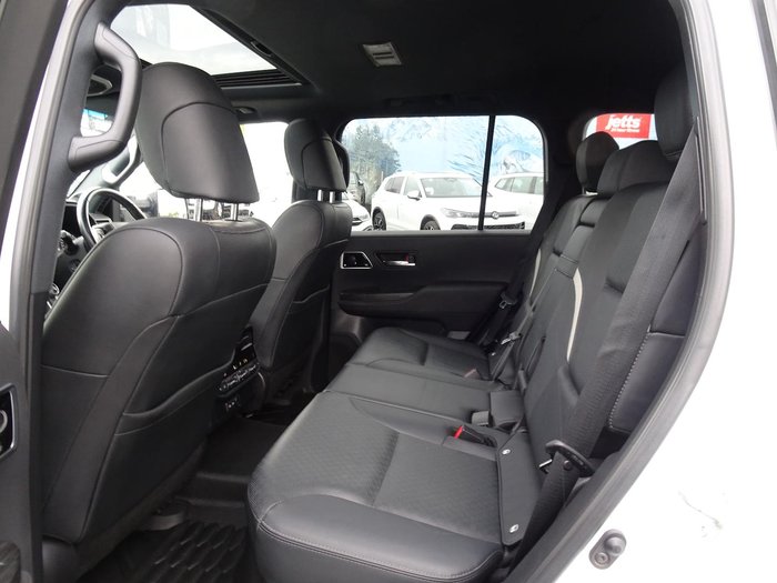 2021 Toyota Landcruiser GR Sport FJA300R 4X4 Dual Range Arctic White