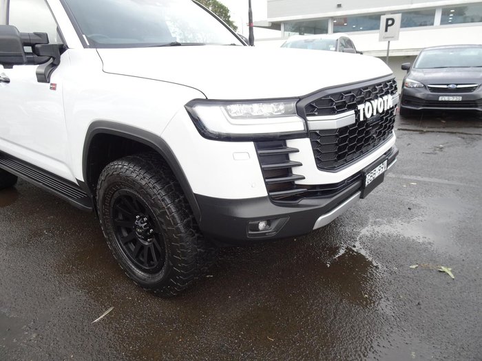 2021 Toyota Landcruiser GR Sport FJA300R 4X4 Dual Range Arctic White