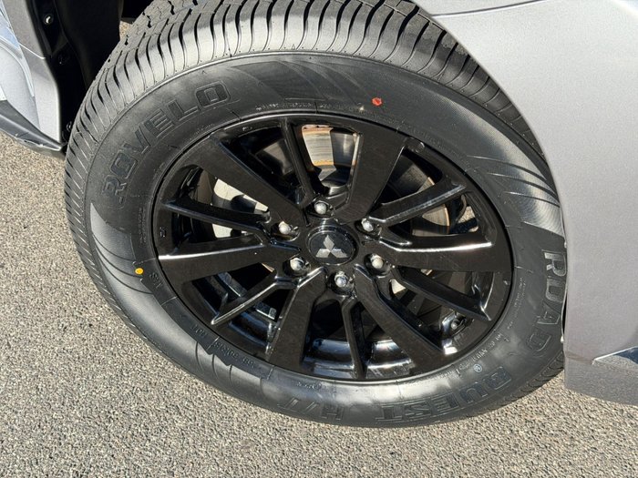 2019 Mitsubishi Pajero Sport Black Edition
