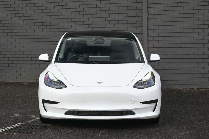 2022 Tesla Model 3 Rear-Wheel Drive