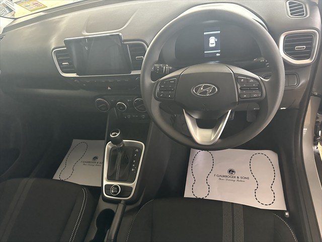 2026 HYUNDAI VENUE