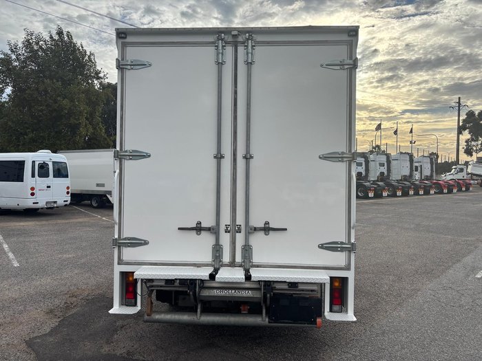 2021 Fuso Canter 515 White